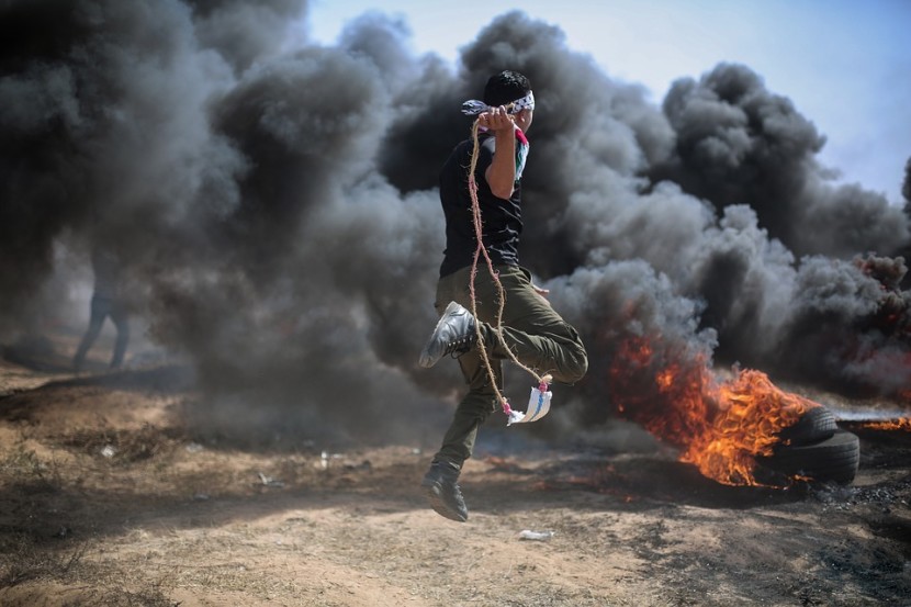 Gaza - on the fence